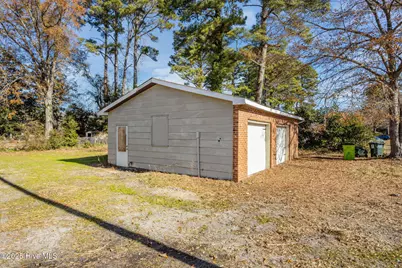 700 N Grace Avenue, New Bern, NC 28562 - Photo 38