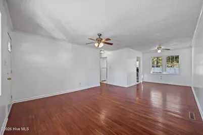 608 Williams Street, Jacksonville, NC 28540 - Photo 2