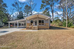 103 N Thompson St, Whiteville, NC 28472 - Photo 2
