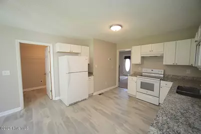 208 Wimbledon Court, Clayton, NC 27520 - Photo 14