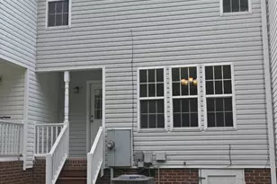 208 Wimbledon Ct, Clayton, NC 27520 - Photo 2