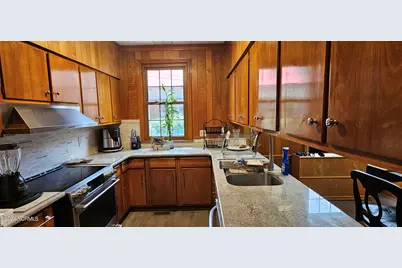 105 Finch Street, Clinton, NC 28328 - Photo 14