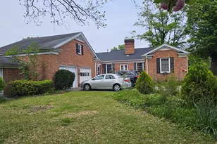 105 Finch St, Clinton, NC 28328 - Photo 4
