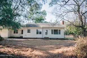 2377 Lyon Landing Rd, Elizabethtown, NC 28337 - Photo 2