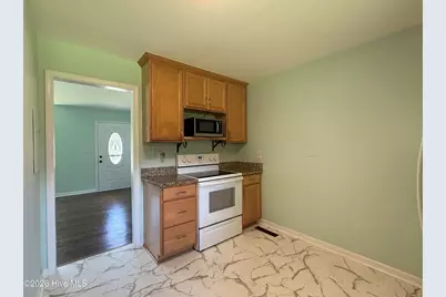 18 White Oak Street, Jacksonville, NC 28540 - Photo 14