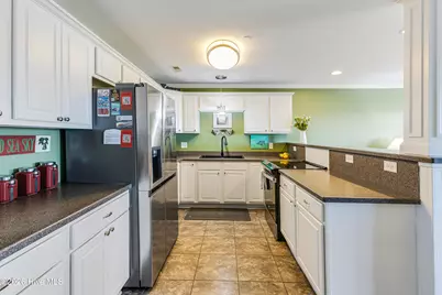 105 SE 58th Street #Unit 9301, Oak Island, NC 28465 - Photo 12