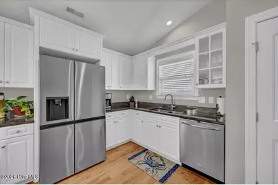 301 Carolina Beach Avenue S #Unit 2, Carolina Beach, NC 28428 - Photo 18