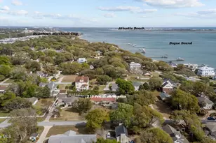 213 Pensacola Ave, Morehead City, NC 28557 - Photo 4