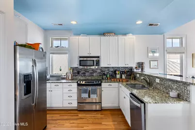 402 Carolina Beach Avenue S #Unit 4, Carolina Beach, NC 28428 - Photo 16