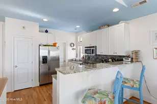 402 Carolina Beach Ave S, Carolina Beach, NC 28428 - Photo 18
