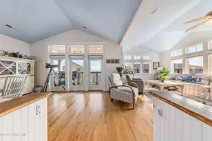 402 Carolina Beach Ave S, Carolina Beach, NC 28428 - Photo 8