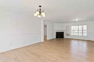 100 Moorefield Dr, Carolina Beach, NC 28428 - Photo 8