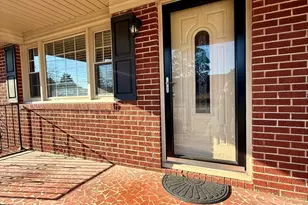 200 1st St, Williamston, NC 27892 - Photo 8