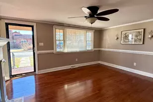 200 1st St, Williamston, NC 27892 - Photo 18