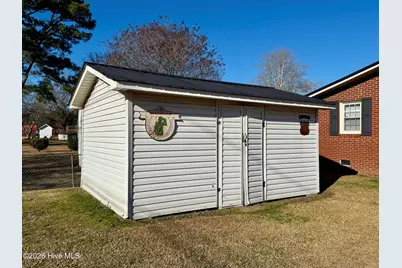 200 First Street, Williamston, NC 27892 - Photo 14