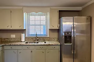 200 1st St, Williamston, NC 27892 - Photo 22