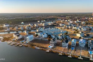 205 Back St, Newport, NC 28570 - Photo 10