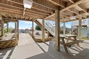 1123 Ocean Blvd W, Holden Beach, NC 28462 - Photo 70