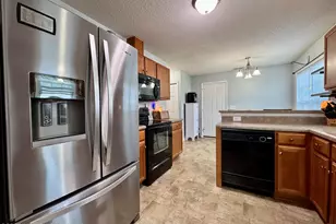 100 Kenmore Ct, New Bern, NC 28560 - Photo 16