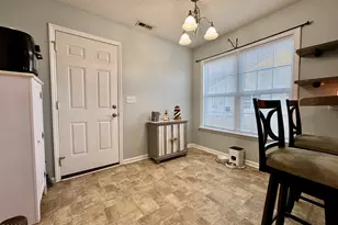 100 Kenmore Ct, New Bern, NC 28560 - Photo 10