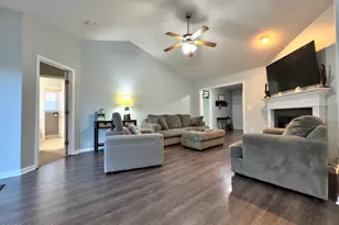 100 Kenmore Ct, New Bern, NC 28560 - Photo 4