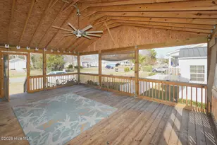 802 E Oak Island Dr, Oak Island, NC 28465 - Photo 8