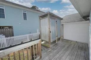 802 E Oak Island Dr, Oak Island, NC 28465 - Photo 26