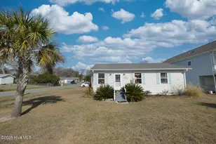 802 E Oak Island Dr, Oak Island, NC 28465 - Photo 4