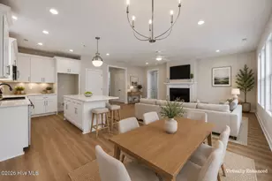 2007 Brighton Dr, New Bern, NC 28562 - Photo 2