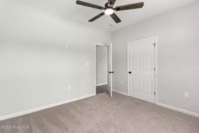 802 Holmes Street, Clinton, NC 28328 - Photo 18
