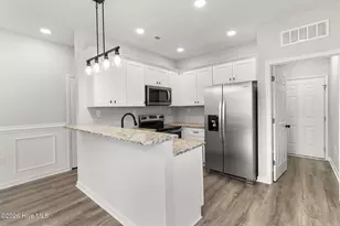 802 Holmes St, Clinton, NC 28328 - Photo 8