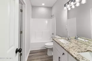 802 Holmes St, Clinton, NC 28328 - Photo 16