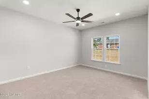 802 Holmes St, Clinton, NC 28328 - Photo 26