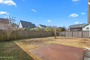 105 N Lamplighters Walk, Hampstead, NC 28443 - Photo 32