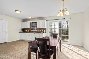 98 Meadow Farms Rd, Richlands, NC 28574 - Photo 6
