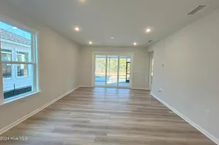 5047 Meadow Buttercup Ct, Leland, NC 28479 - Photo 4