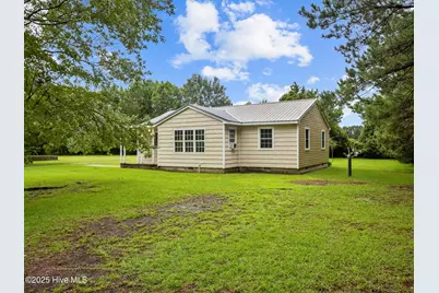195 Queens Creek Road, Swansboro, NC 28584 - Photo 1