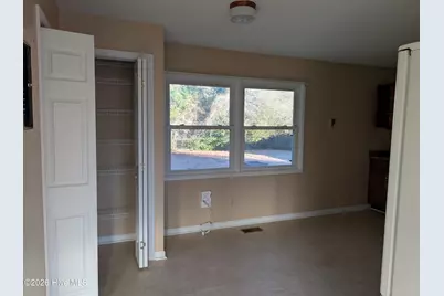 204 Shamrock Drive, Jacksonville, NC 28540 - Photo 10