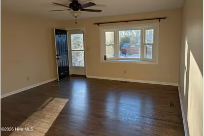 204 Shamrock Drive, Jacksonville, NC 28540 - Photo 8