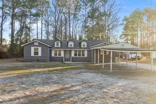 99 Rich St, Salemburg, NC 28385 - Photo 2