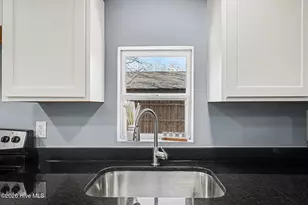 800 E Lizzie St, Selma, NC 27576 - Photo 10