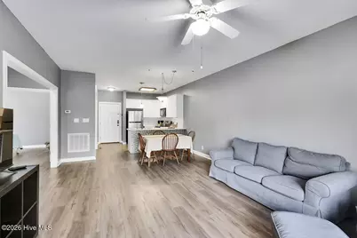 608 W Brown Street #Apt F, Southport, NC 28461 - Photo 18