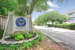 608 W Brown St, Southport, NC 28461 - Photo 38