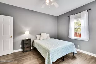 608 W Brown St, Southport, NC 28461 - Photo 24