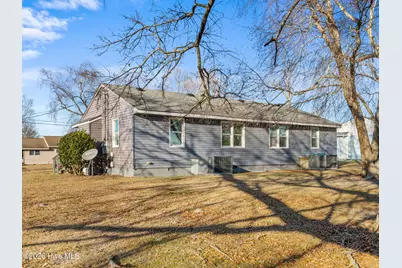 304 Starling Street, Jacksonville, NC 28540 - Photo 6