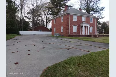 101 W Highland Avenue, Kinston, NC 28501 - Photo 2