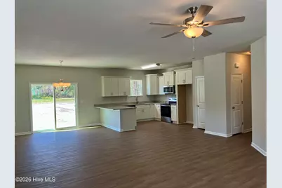 825 Parsonage Street, Elizabeth City, NC 27909 - Photo 4