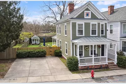 813 N Craven Street, New Bern, NC 28560 - Photo 1