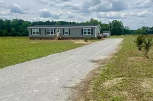 1704 Harrelsonville Rd, Whiteville, NC 28472 - Photo 2