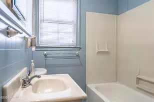 908 Jefferson St, Hamlet, NC 28345 - Photo 28